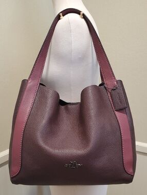Like NEW Coach Hadley Shoulder Bag
